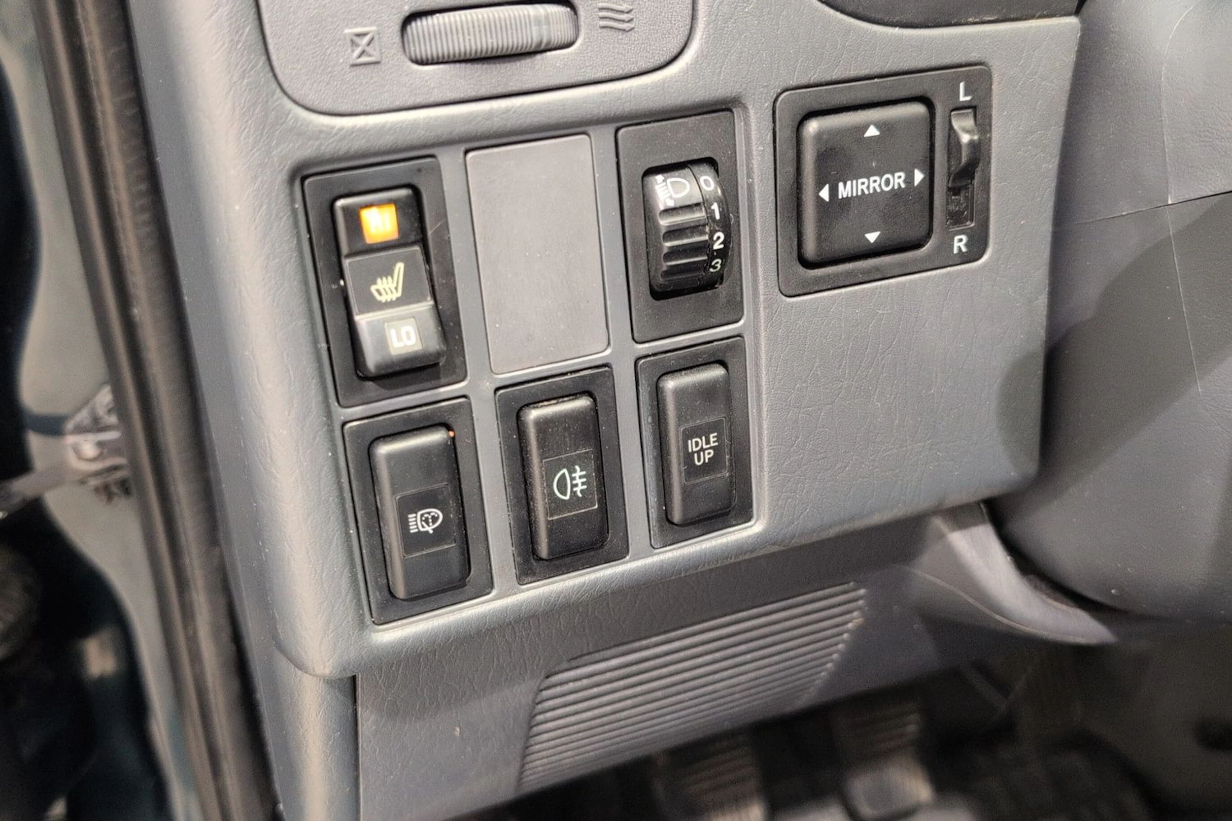 vihreä Toyota Hiace 2002 kuva 18.