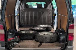 vihreä Toyota Hiace 2002 kuva 19.