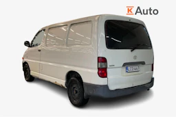 Valkoinen Toyota HIACE 2003 kuva 2.