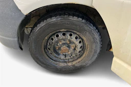 Valkoinen Toyota HIACE 2003 kuva 9.