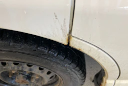 Valkoinen Toyota HIACE 2003 kuva 15.