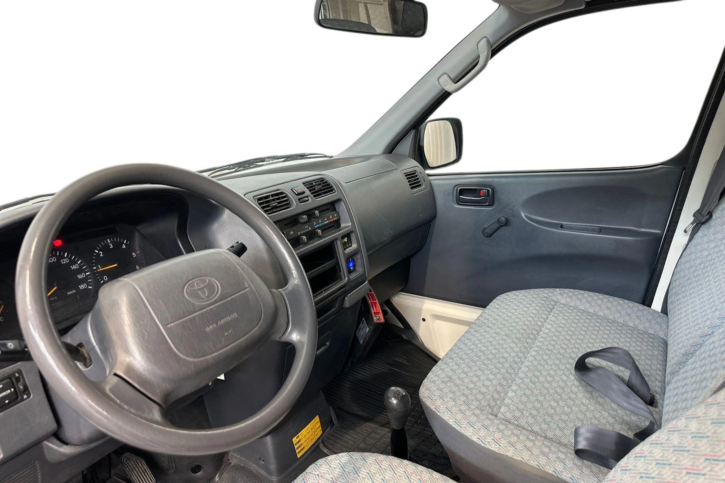 valkoinen Toyota Hiace 2004 kuva 8.