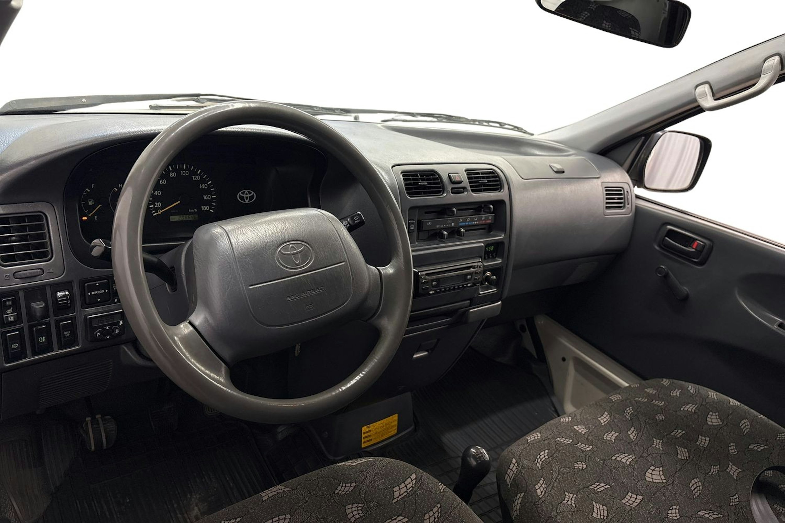 valkoinen Toyota Hiace 2005 kuva 7.