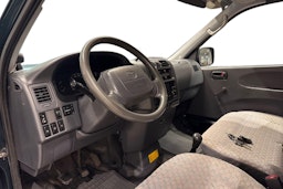vihreä Toyota Hiace 2005 kuva 7.