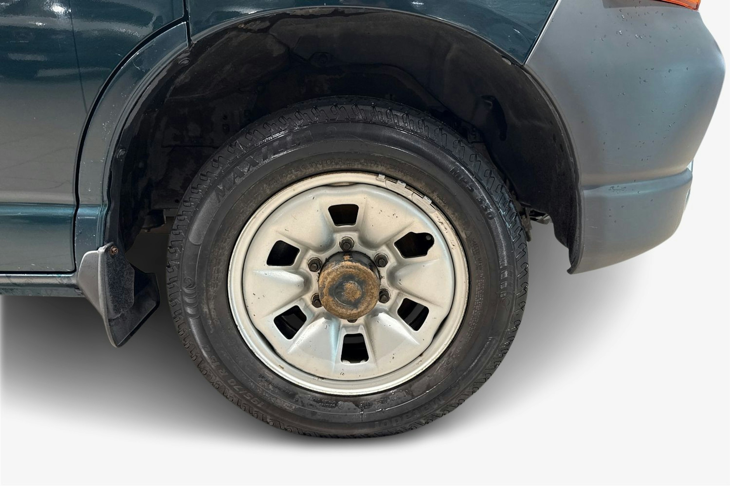 vihreä Toyota Hiace 2005 kuva 11.