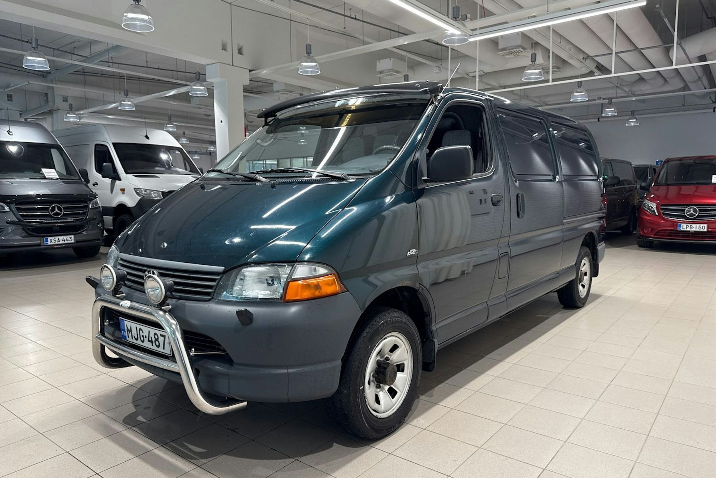 vihreä Toyota Hiace 2005 kuva 13.