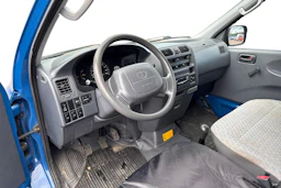 sininen Toyota Hiace 2006 kuva 3.