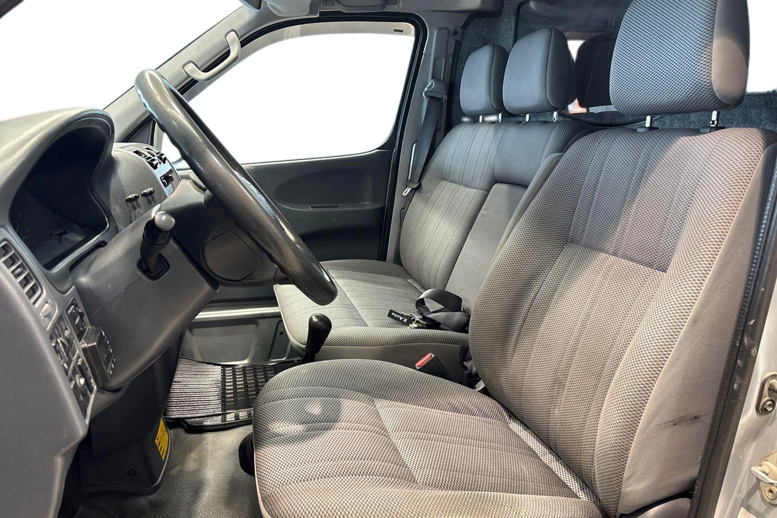 Hopea Toyota HIACE 2006 kuva 11.