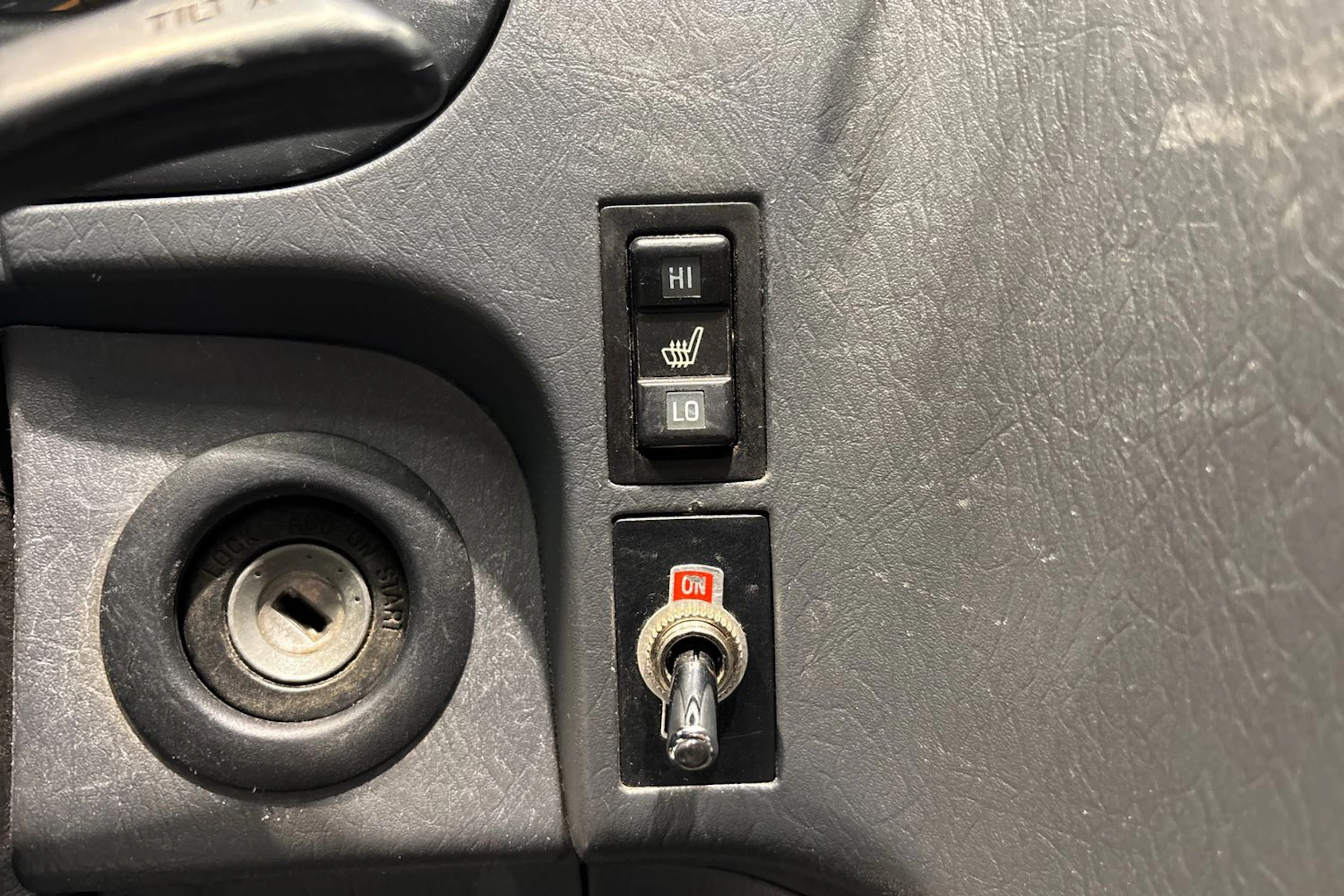 Hopea Toyota HIACE 2006 kuva 19.