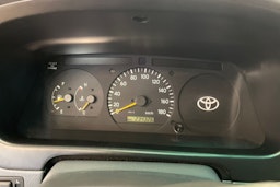 Hopea Toyota HIACE 2006 kuva 13.