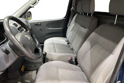 sininen Toyota Hiace 2007 kuva 11.