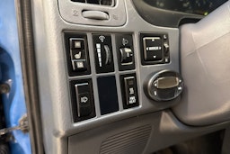 sininen Toyota Hiace 2007 kuva 17.