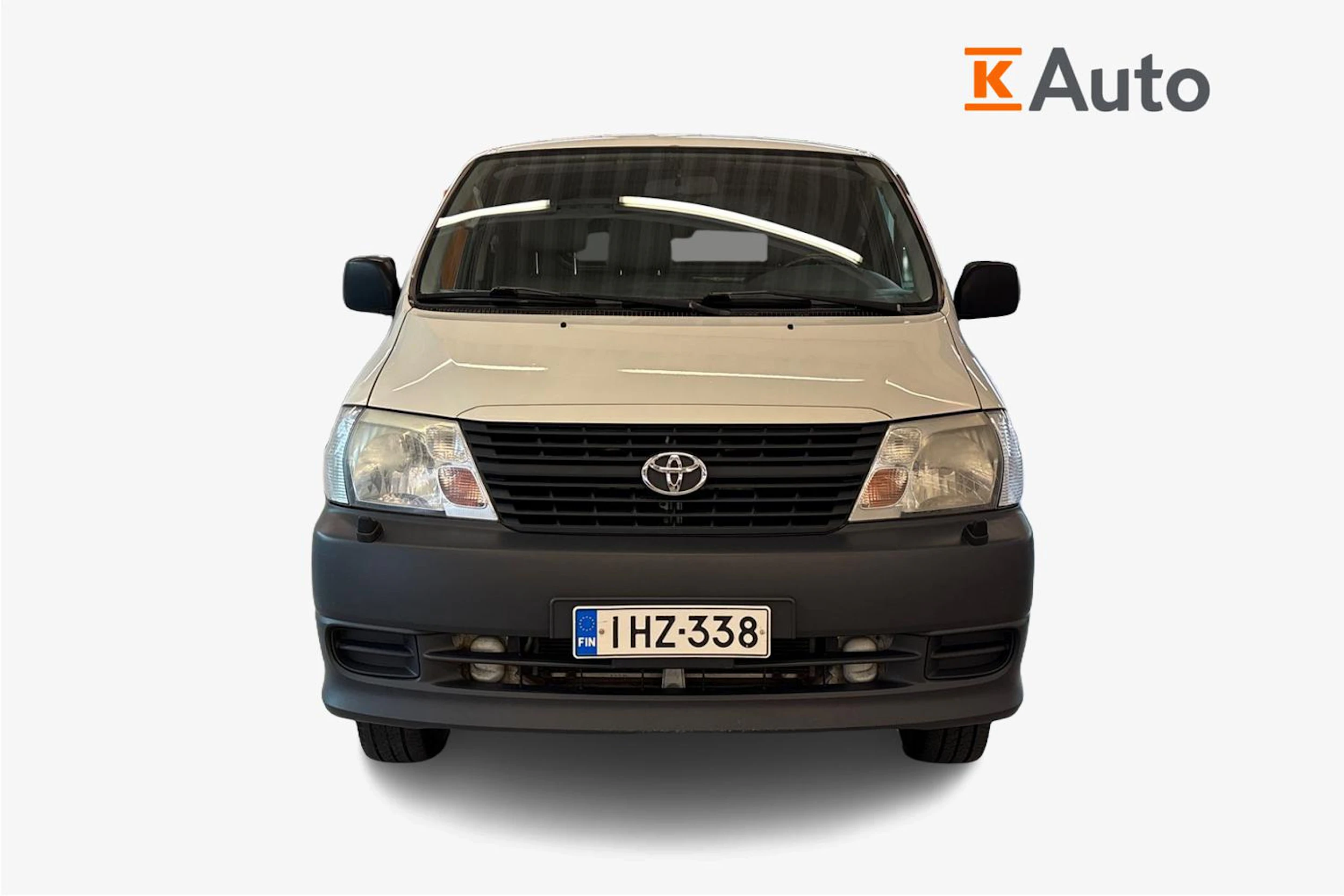 Valkoinen Toyota HIACE 2007 kuva 5.