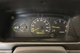 Valkoinen Toyota HIACE 2007 kuva 13.