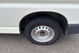 valkoinen Toyota Hiace 2007 kuva 10.