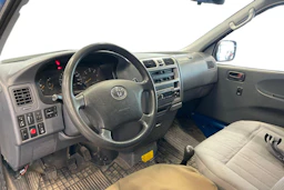 sininen Toyota Hiace 2007 kuva 3.