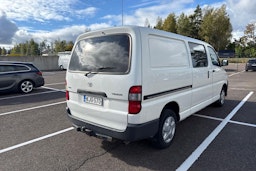 valkoinen Toyota Hiace 2007 kuva 29.