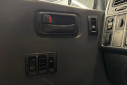sininen Toyota Hiace 2007 kuva 17.