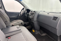 hopea Toyota Hiace 2007 kuva 6.