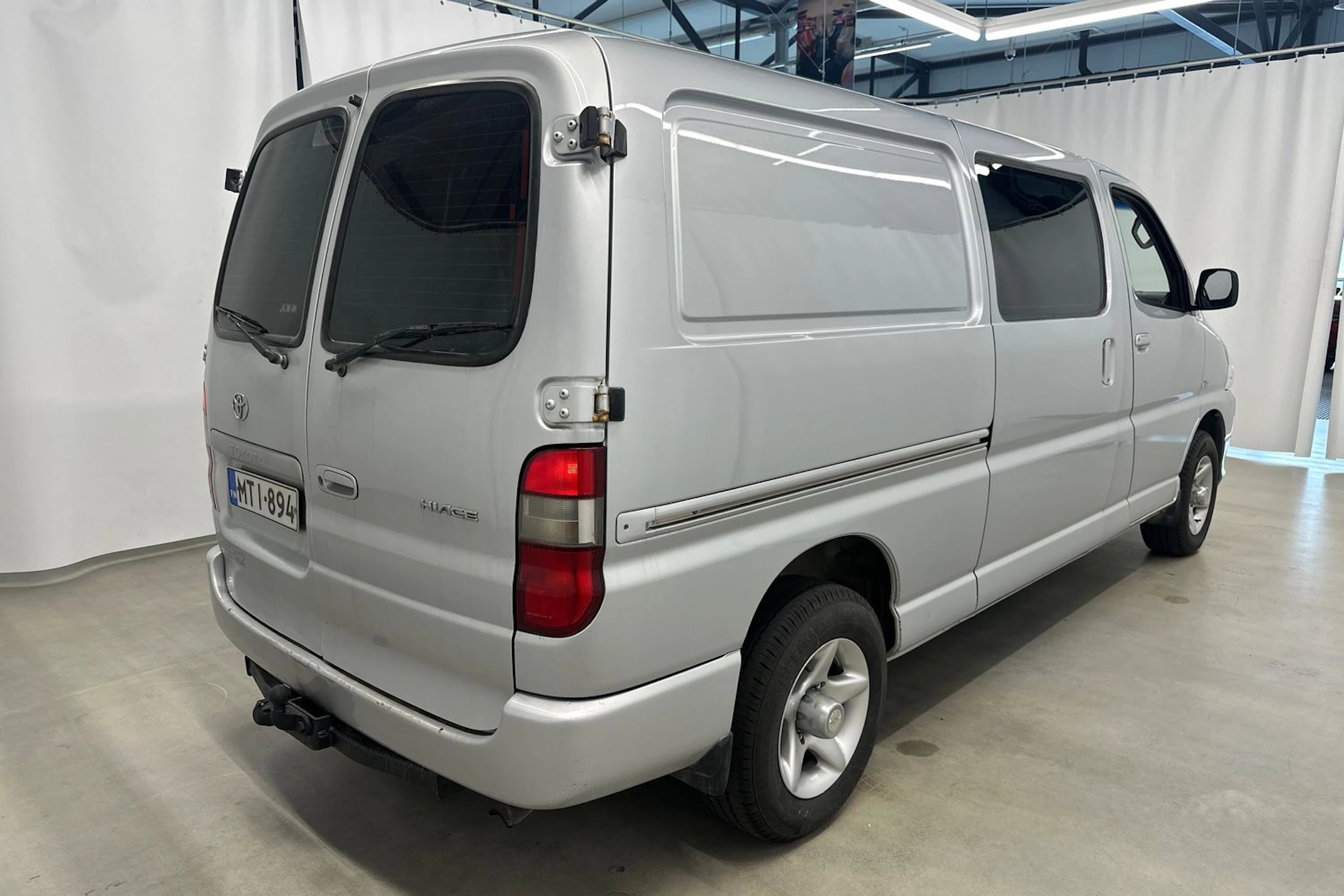 hopea Toyota Hiace 2007 kuva 9.