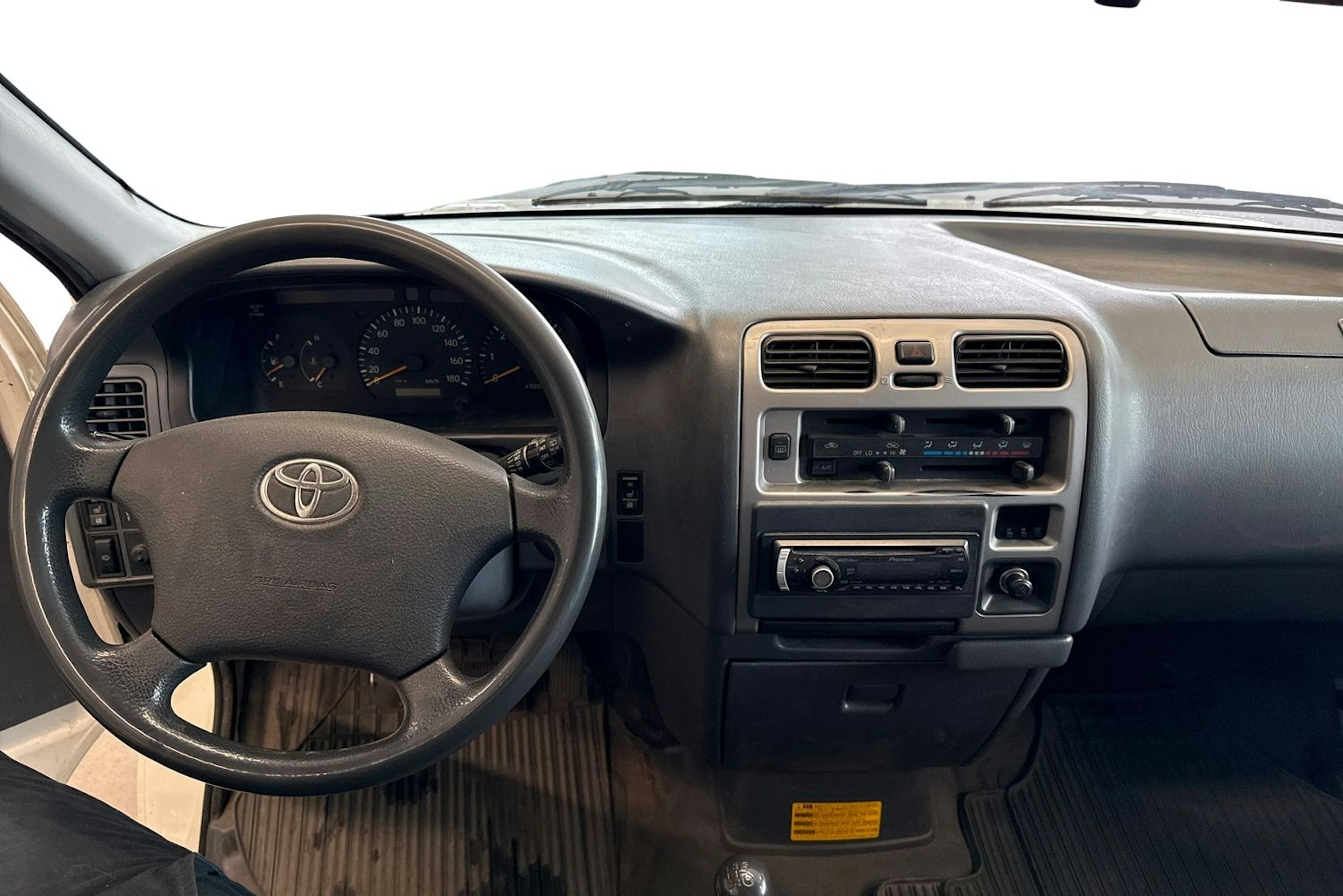 valkoinen Toyota Hiace 2007 kuva 9.