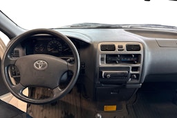 valkoinen Toyota Hiace 2007 kuva 9.