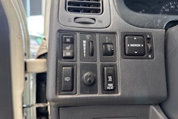 valkoinen Toyota Hiace 2007 kuva 18.