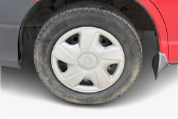 Punainen Toyota HIACE 2007 kuva 12.