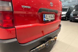 Punainen Toyota HIACE 2007 kuva 22.