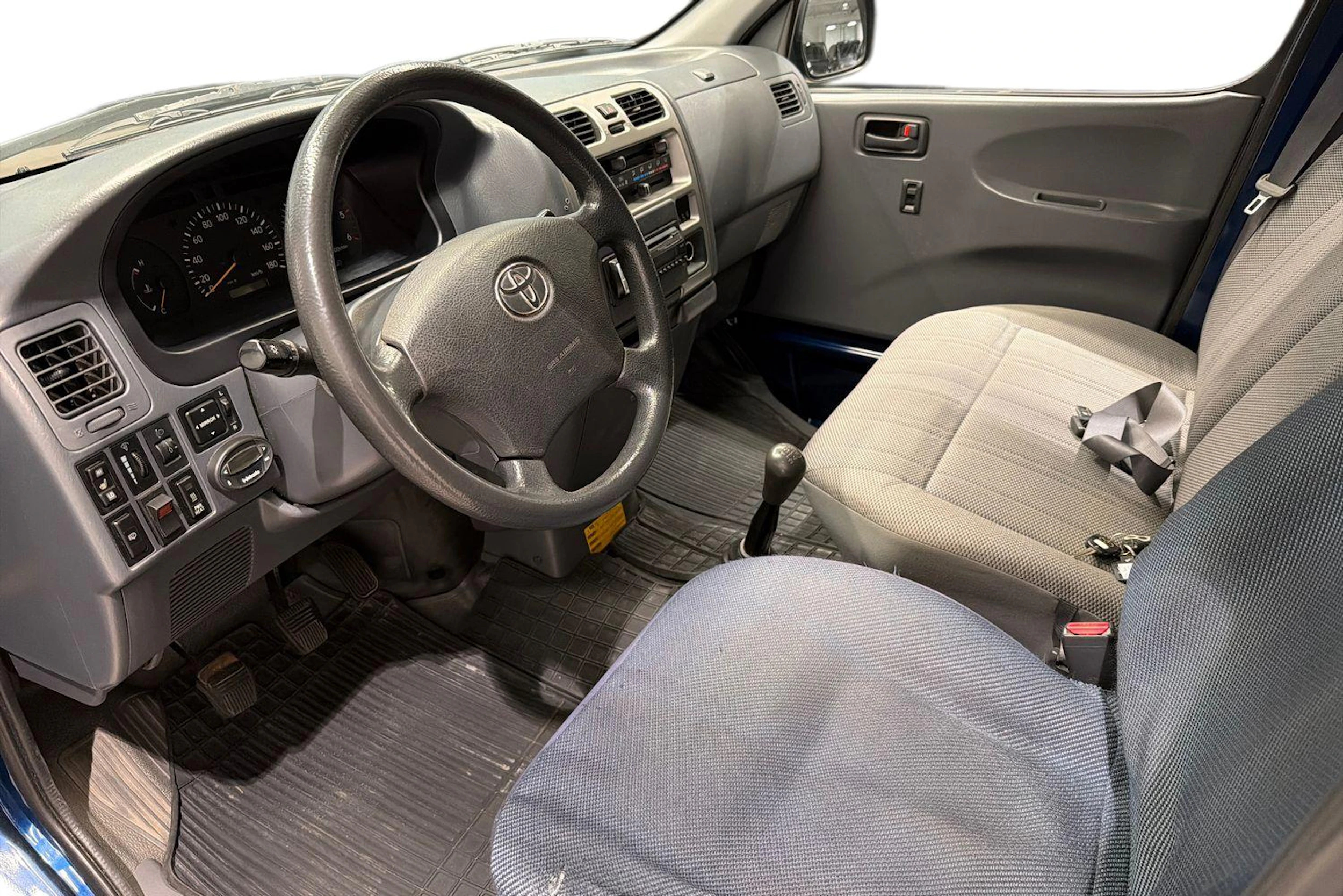 Sininen Toyota HIACE 2007 kuva 8.