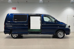 Sininen Toyota HIACE 2007 kuva 18.