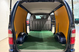 Sininen Toyota HIACE 2007 kuva 19.