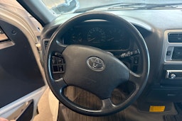valkoinen Toyota Hiace 2007 kuva 14.