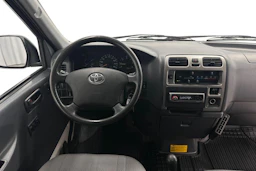 valkoinen Toyota Hiace 2007 kuva 7.