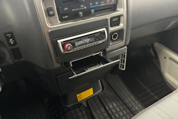 valkoinen Toyota Hiace 2007 kuva 16.