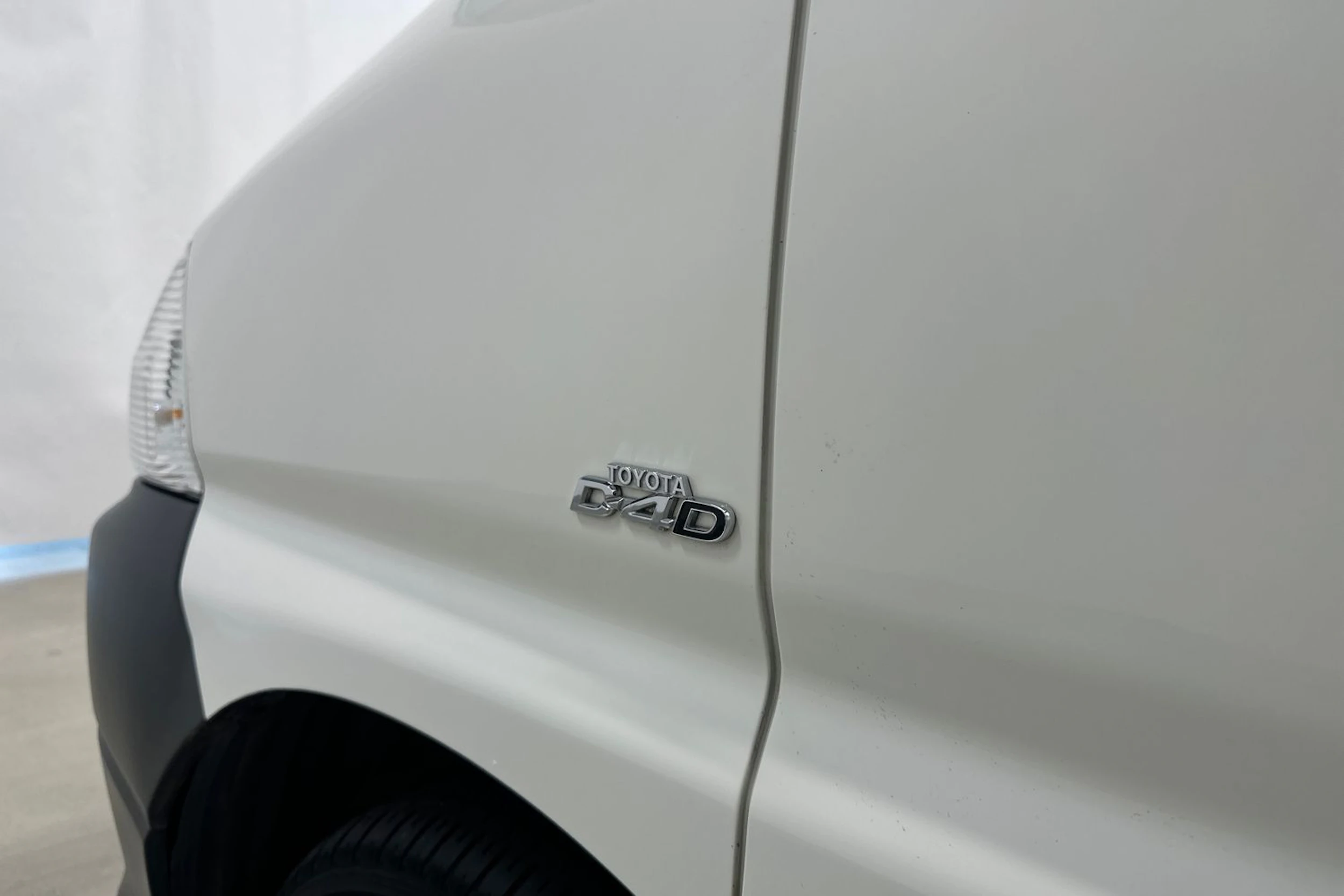 valkoinen Toyota Hiace 2007 kuva 30.