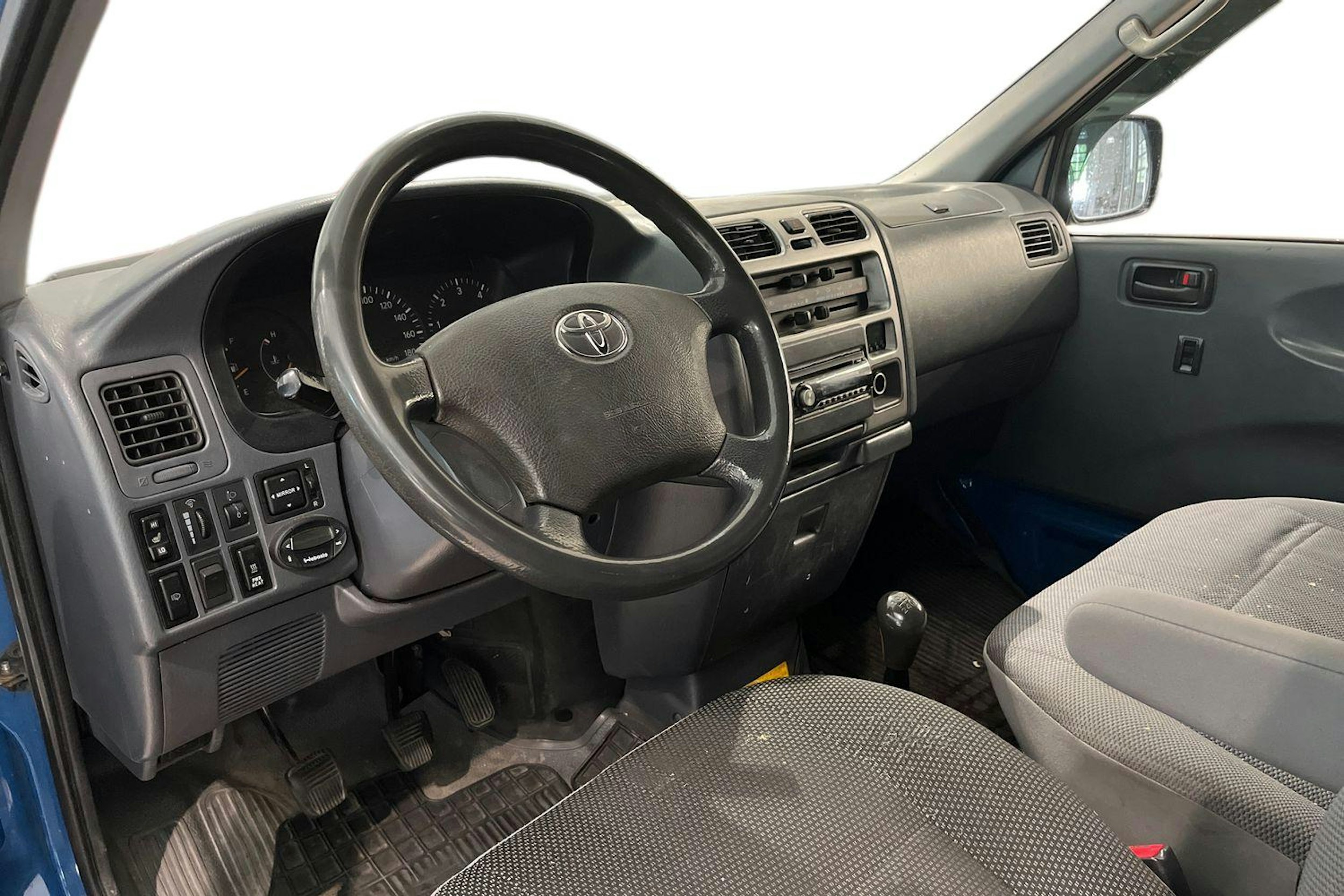 sininen Toyota Hiace 2007 kuva 3.