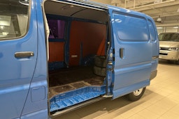 sininen Toyota Hiace 2007 kuva 32.