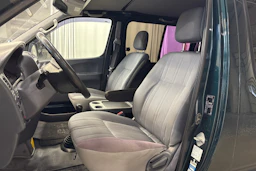 vihreä Toyota Hiace 2007 kuva 4.