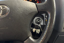 vihreä Toyota Hiace 2007 kuva 11.
