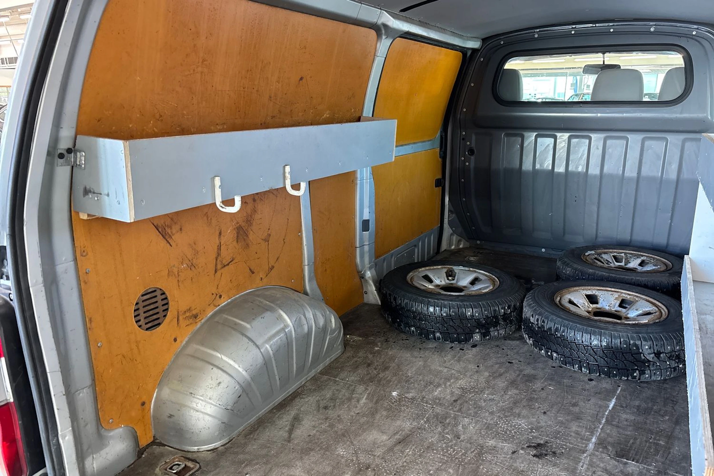 hopea Toyota Hiace 2007 kuva 18.