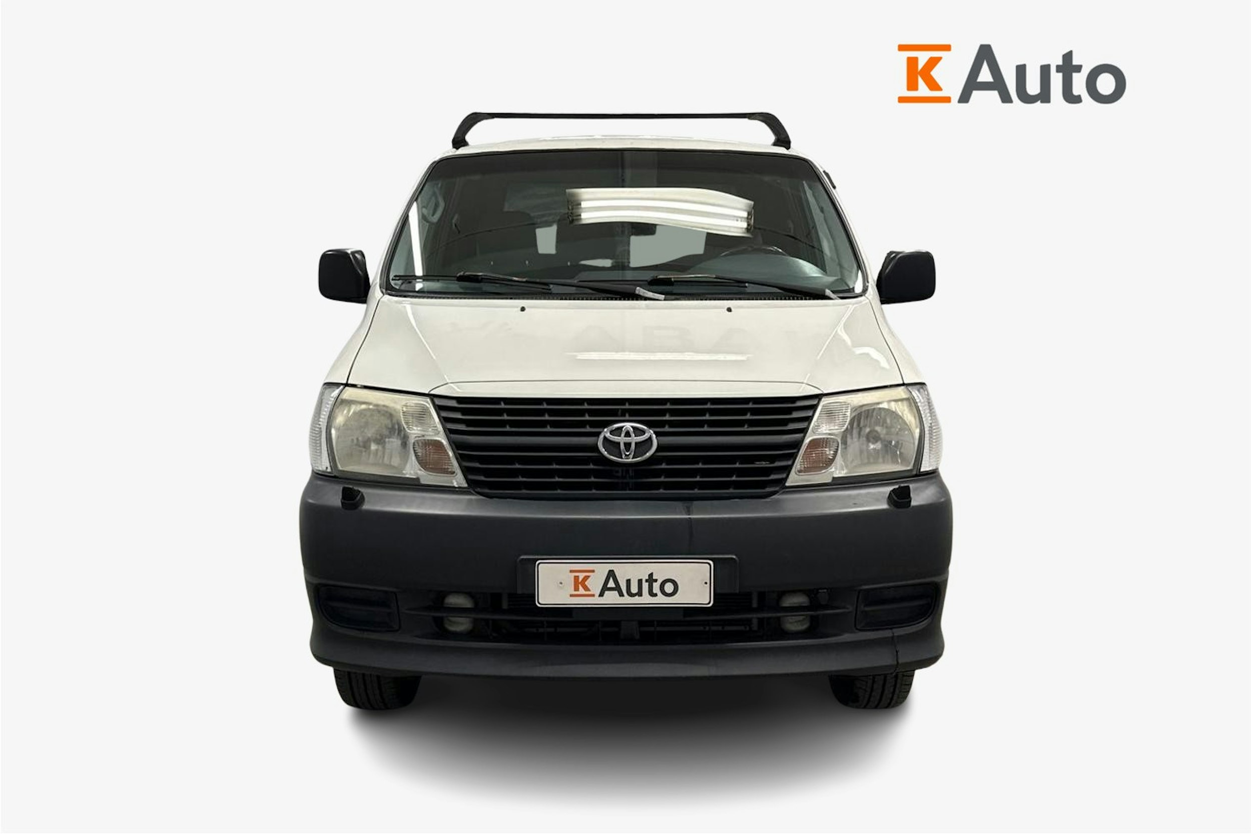 valkoinen Toyota Hiace 2008 kuva 4.