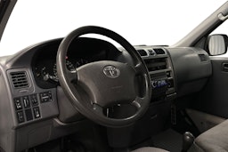 valkoinen Toyota Hiace 2008 kuva 6.