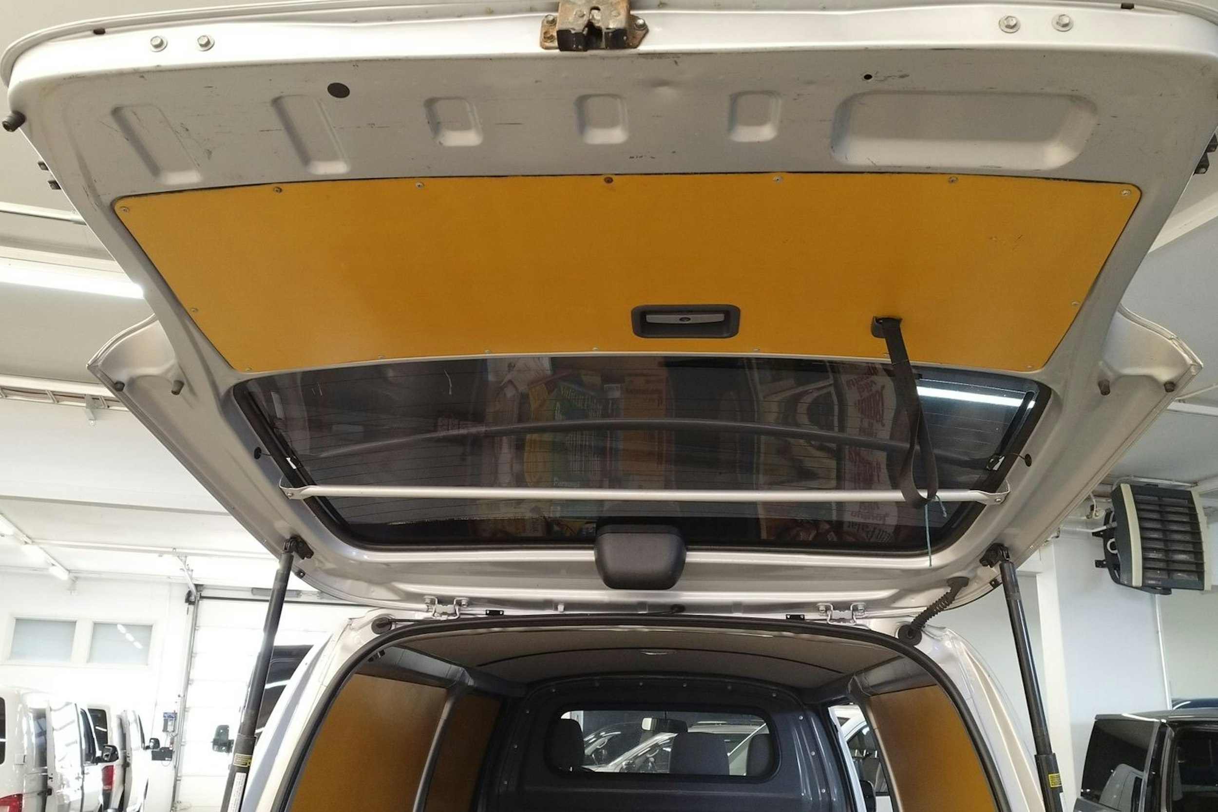 Hopea Toyota Hiace 2008 kuva 22.