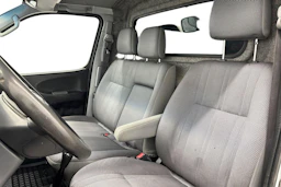hopea Toyota Hiace 2008 kuva 11.