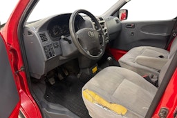 punainen Toyota Hiace 2008 kuva 6.