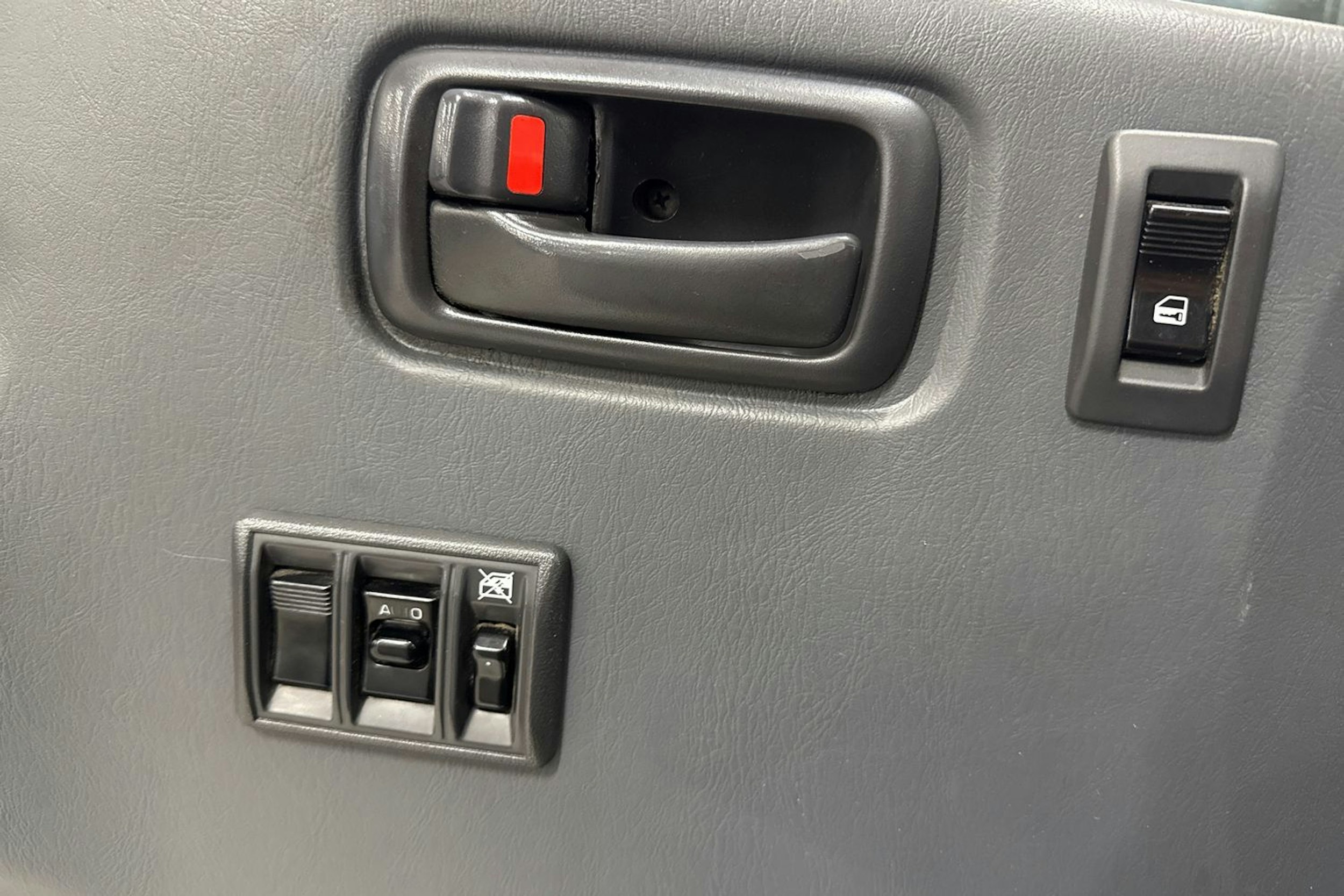 hopea Toyota Hiace 2008 kuva 17.