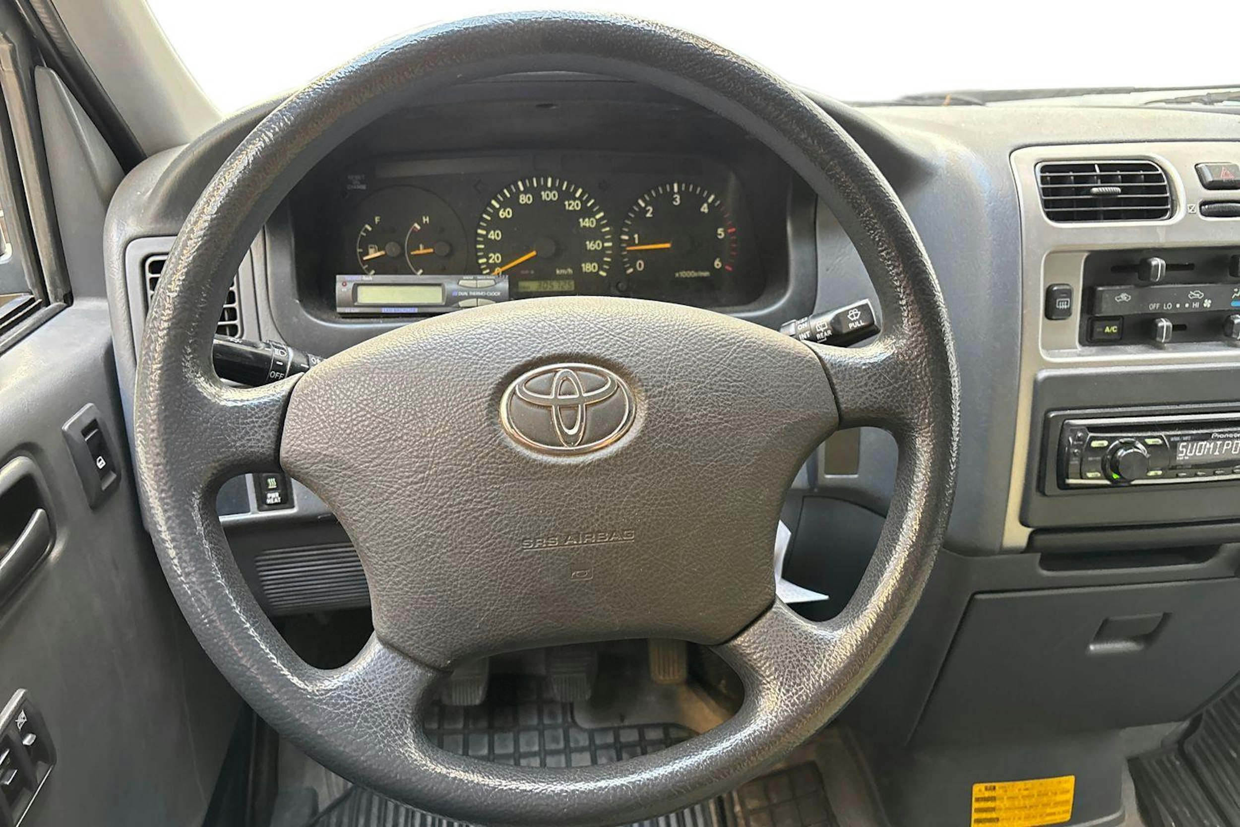 sininen Toyota Hiace 2008 kuva 9.