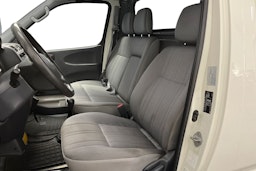 Valkoinen Toyota Hiace 2008 kuva 10.