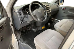 hopea Toyota Hiace 2008 kuva 8.